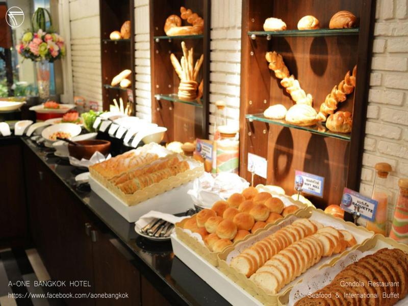 Happihaus Hotel Бангкок Экстерьер фото